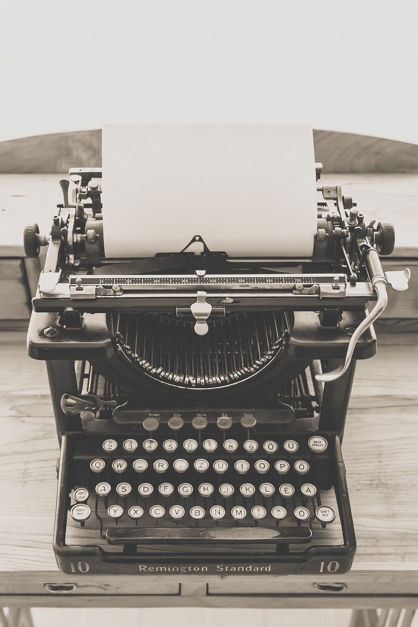 typewriter, vintage, old