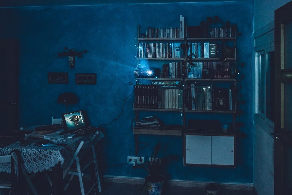 cinema, projector, house-5069314.jpg